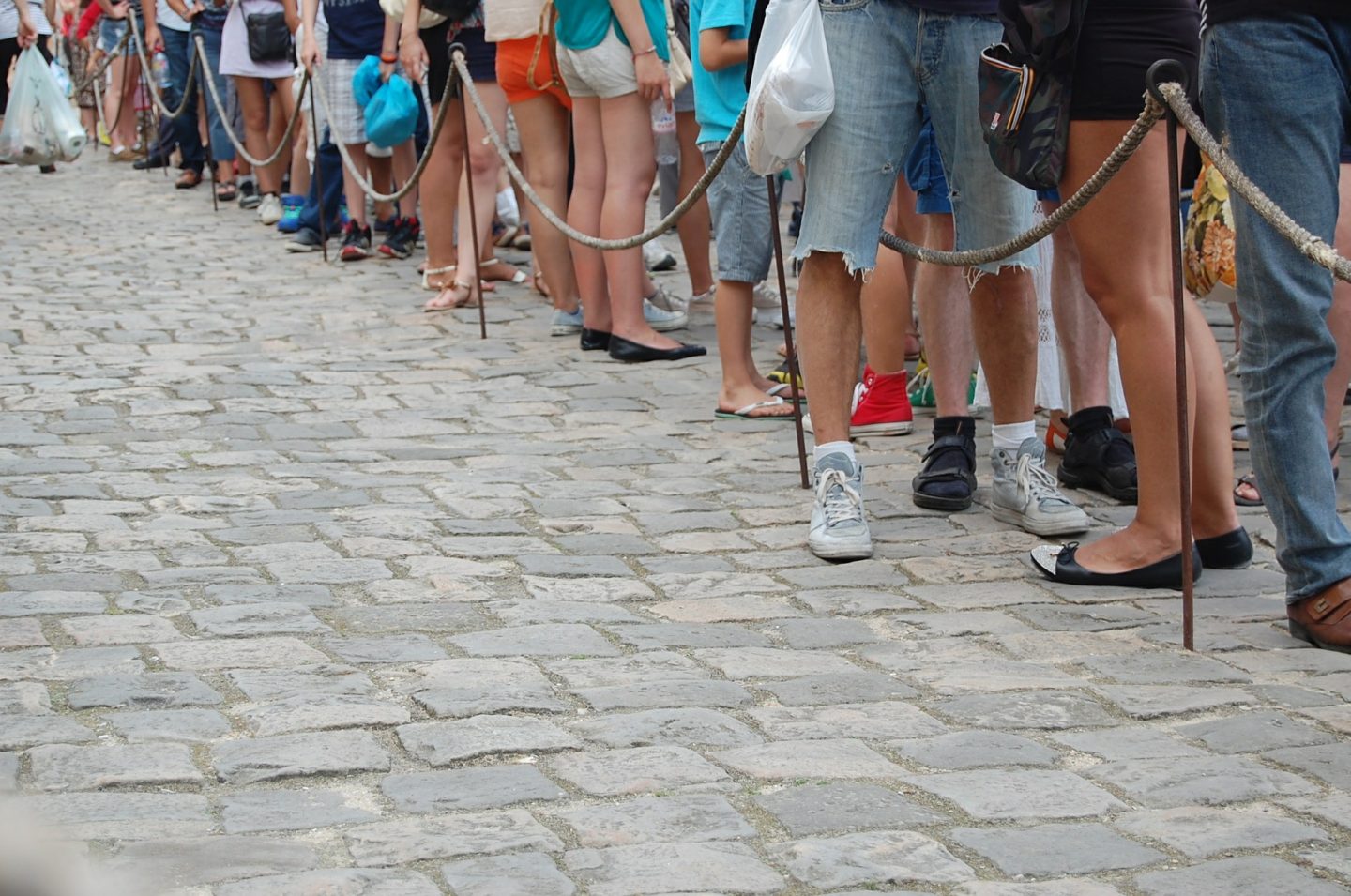 10 Things I'm Afraid Of Due To FND: Queuing 